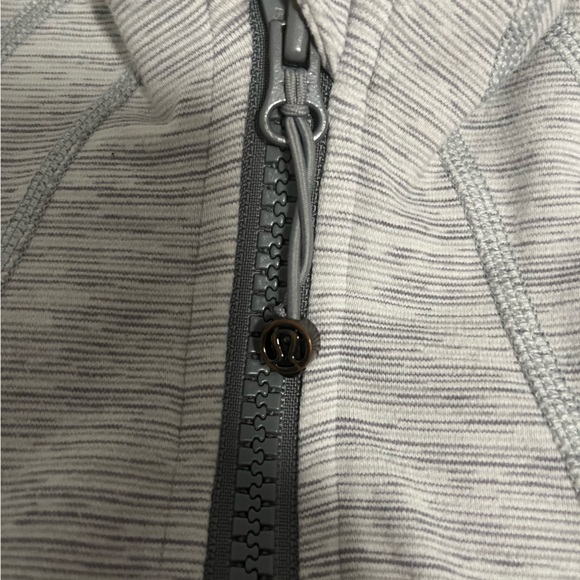 Lululemon Define Jacket - Picture 6 of 9